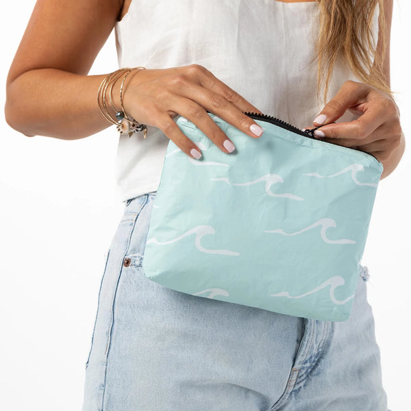 Small Seaside Pouch
