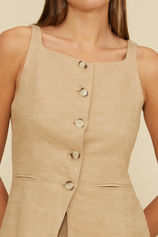 Kori Vest