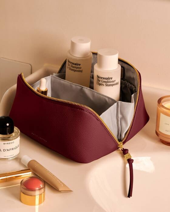 Soho Medium Makeup Bag - Cherry