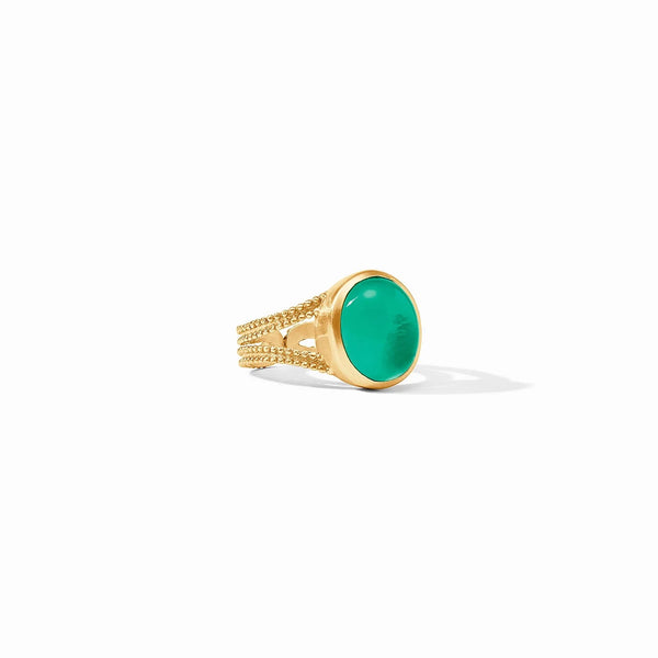 Cabochon Gold Ring - Emerald